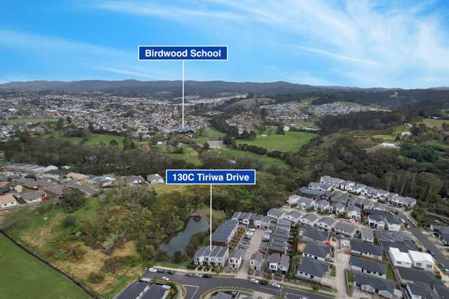 Modern Freehold Living in a Quiet Community!