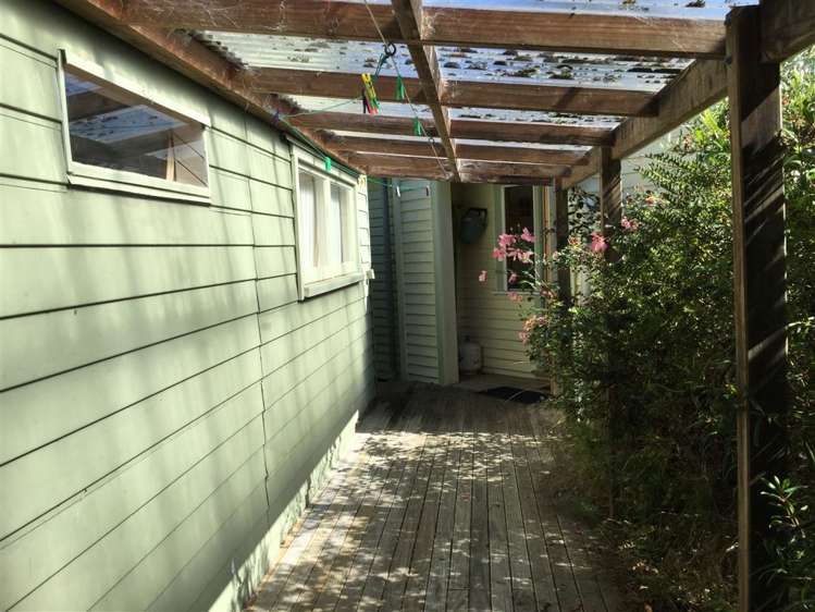 1703 Queen Charlotte Drive Anakiwa and Surrounds_17