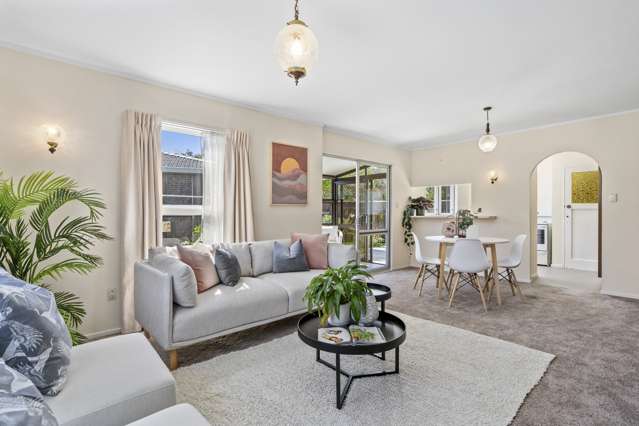 73B Queens Grove Hutt Central_4