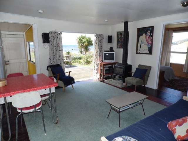 1097 Mataikona Road Mataikona_4