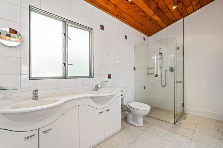 572 Rockell Road Whananaki_22