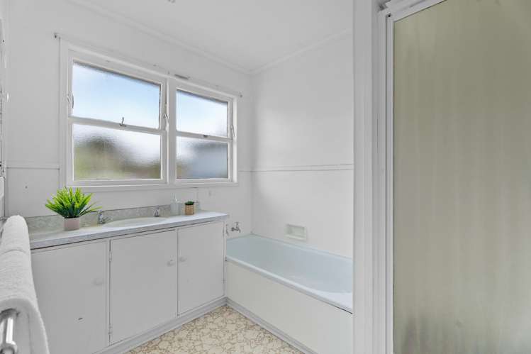 2/2A Arundel Street Hillsborough_11