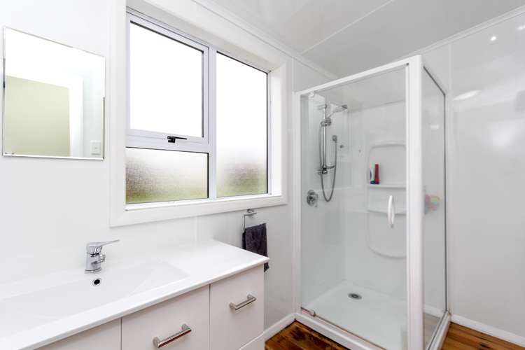 19 Dover Road Okato_10