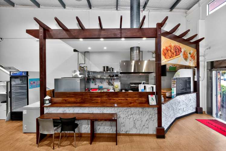 Unit 10A/20 Link Drive Wairau Valley_8