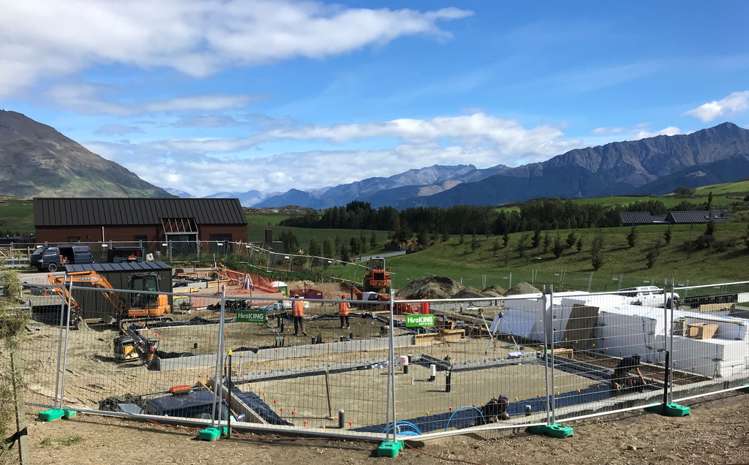 40 Falconer Rise Jacks Point_8