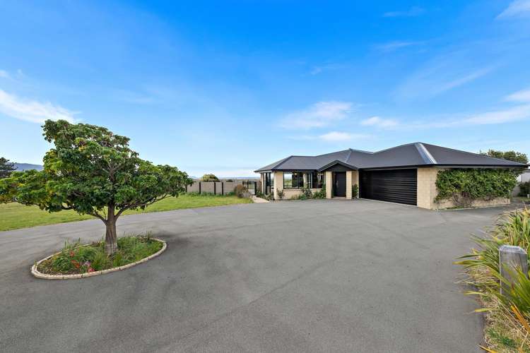37 Ocean View Crescent Rarangi_29