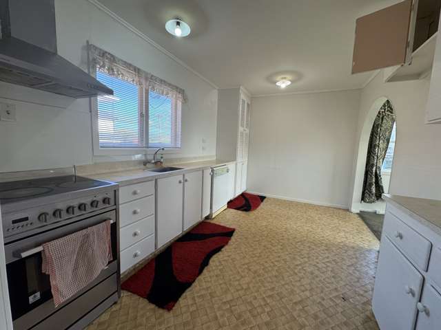 1/10 Laureston Avenue Papatoetoe_4