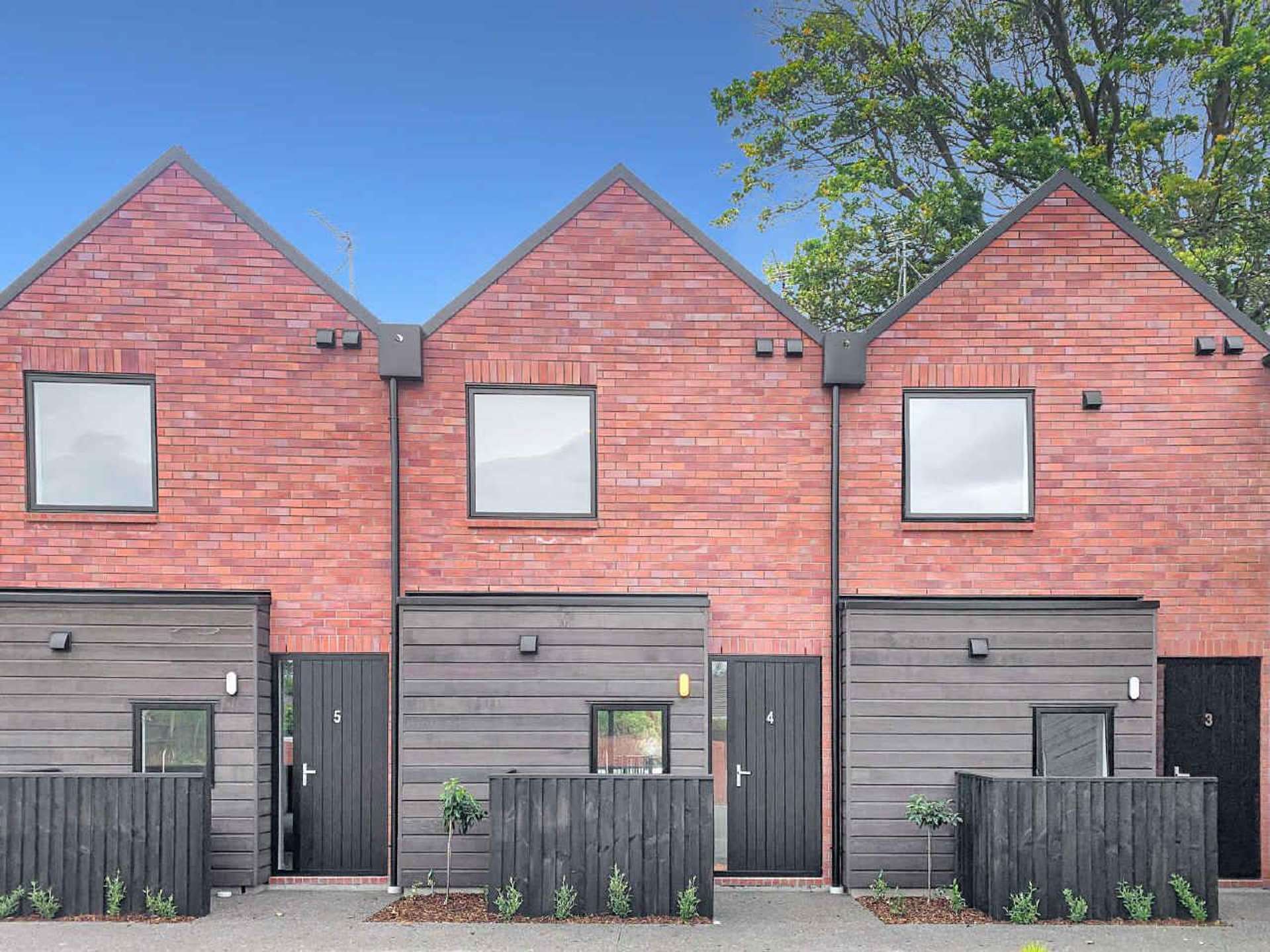 4/ 66 Innes Road Merivale_0