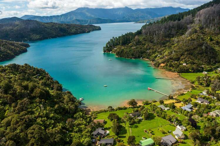 1 West Bay, Lochmara Bay Marlborough Sounds_2