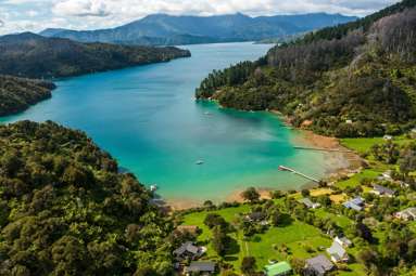 1 West Bay, Lochmara Bay_1