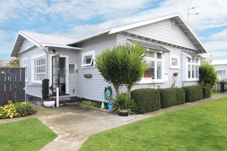 93 Tyndall Street Pahiatua_13
