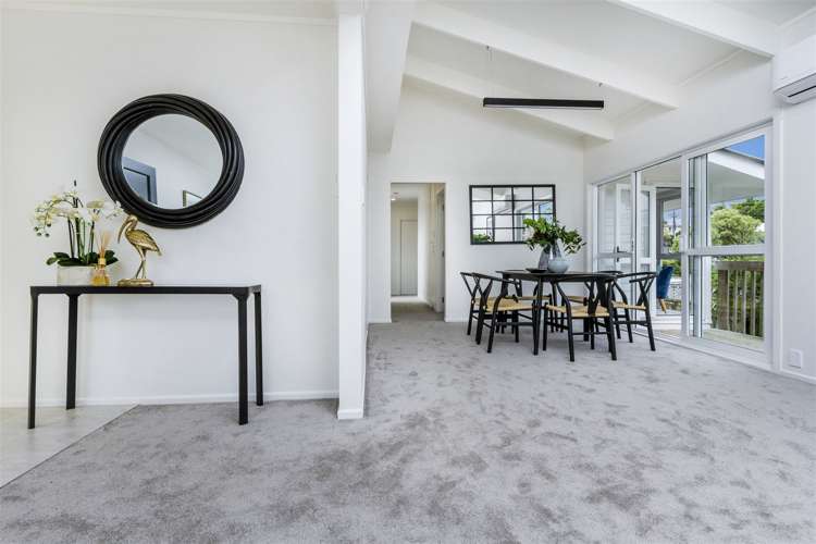 45 Chippendale Crescent Birkdale_3