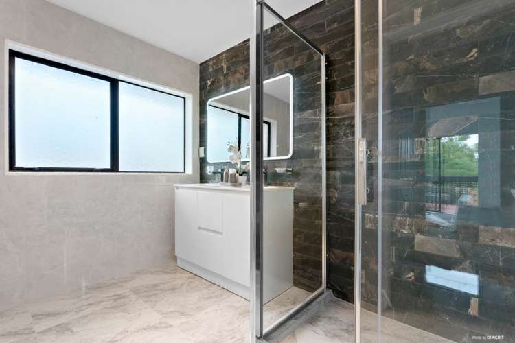 5 Aspiring Avenue Clover Park_17