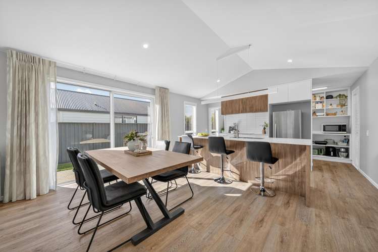 63 Sir Bob Charles Drive_5