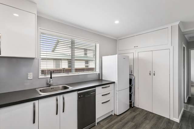 24a Mabey Road Avalon_1