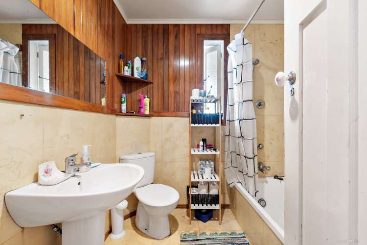 84 Station Road Papatoetoe_11