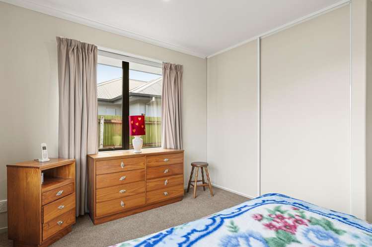 241 Breezes Road Aranui_7