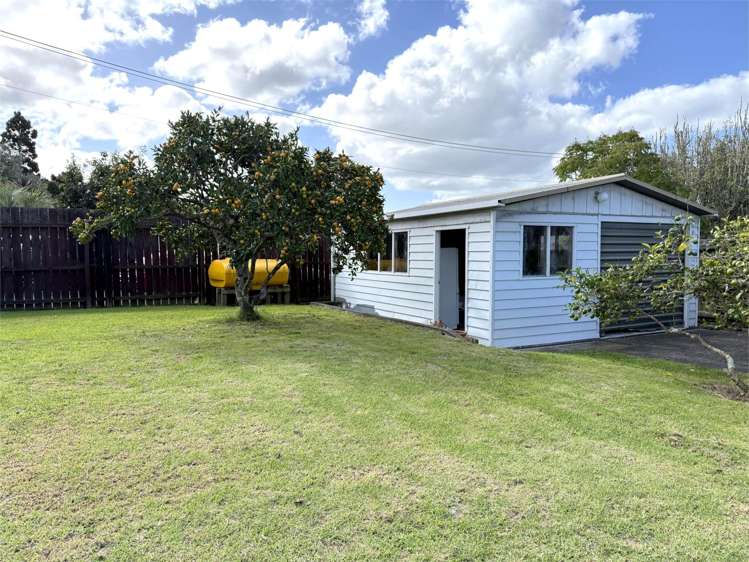 16 Eskdale Road Birkdale_16