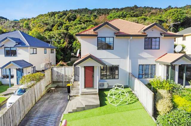 77 Woodhouse Avenue Karori_1