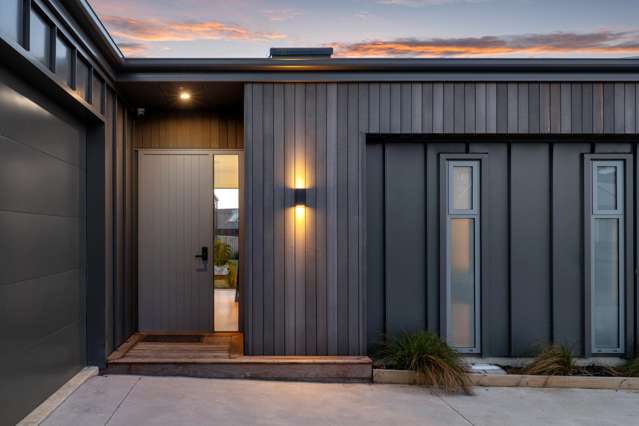 Pre-Christmas Sale Required – Vendors Have Bought