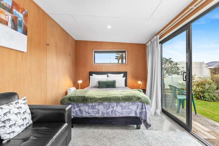 19 Reid Avenue Luggate_11
