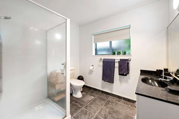 48 Robinson Avenue Holdens Bay_24