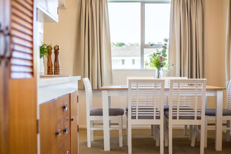 1/13 Roband Crescent Brown Owl_7