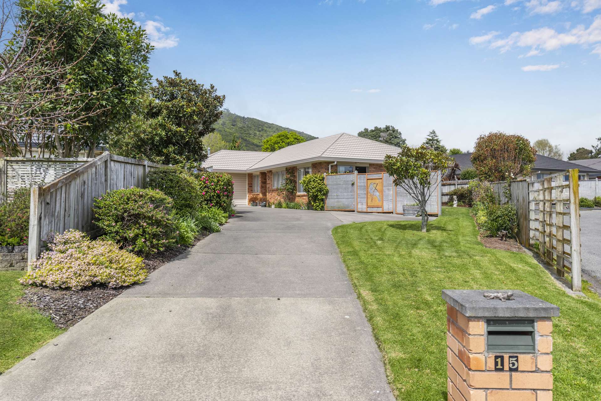 15 Balmerino Grove Waikanae_0