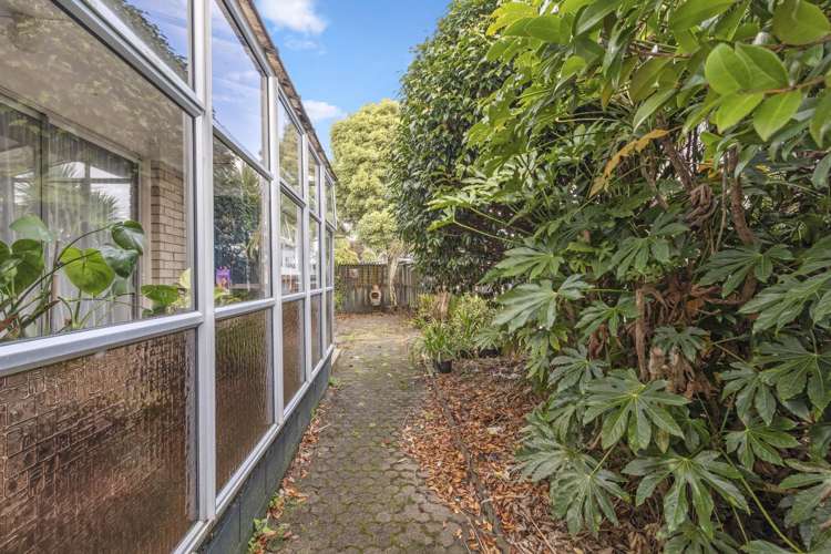82 Fitzroy Avenue 2742_1