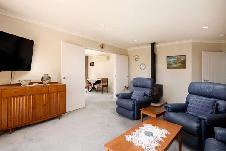 5A Robalan Place Redwoodtown_8