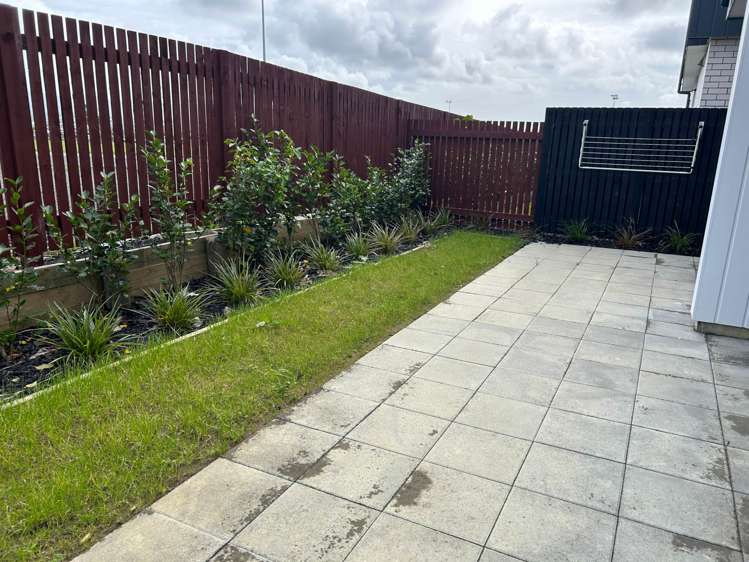 1/6 Treasure Lane Te Atatu South_16