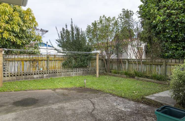 53 Queenwood Road Levin_10