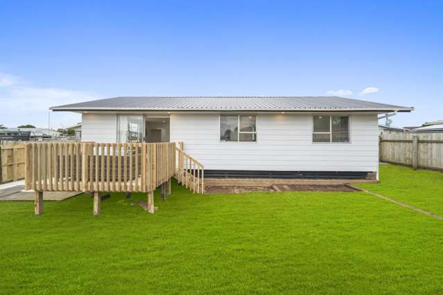 1/12 Kennington Drive Clendon Park_3