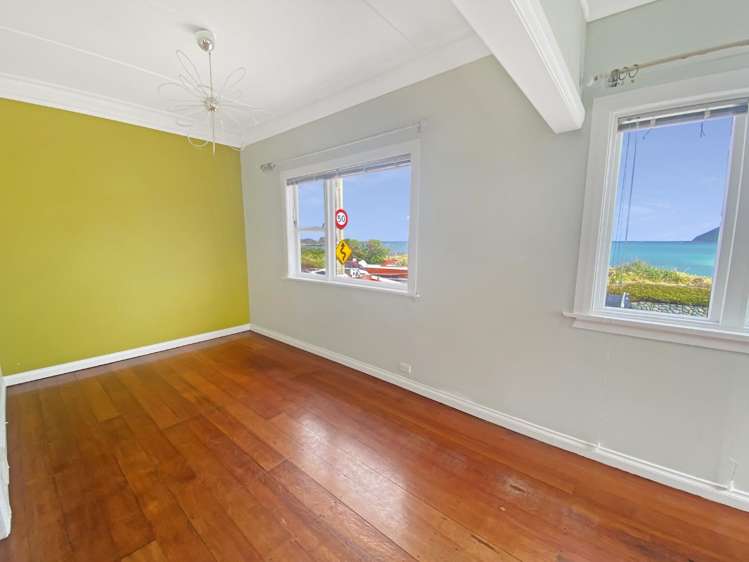 37 Moa Point Road 1372_2