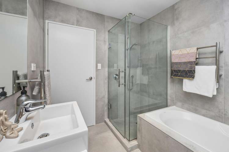 40B Chippendale Crescent Birkdale_13