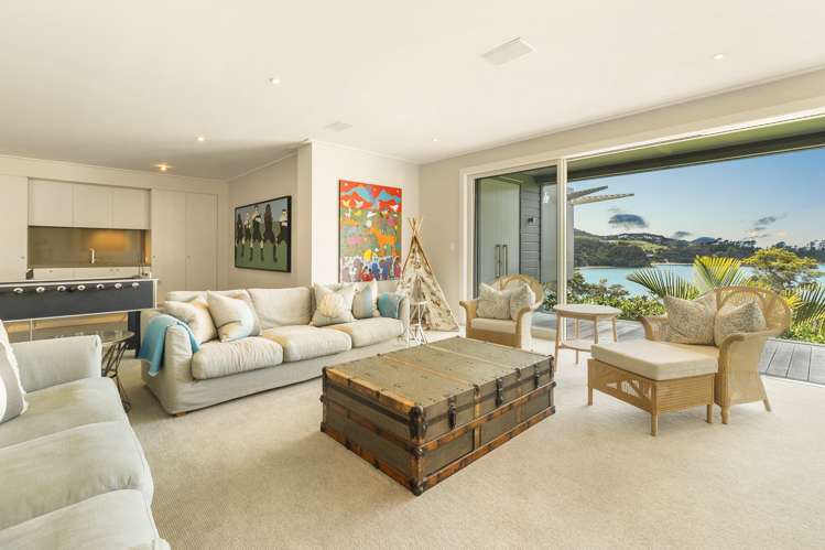 729 Orapiu Road Waiheke Island_17