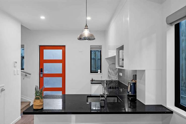 12/8 Arney Road Ranui_6