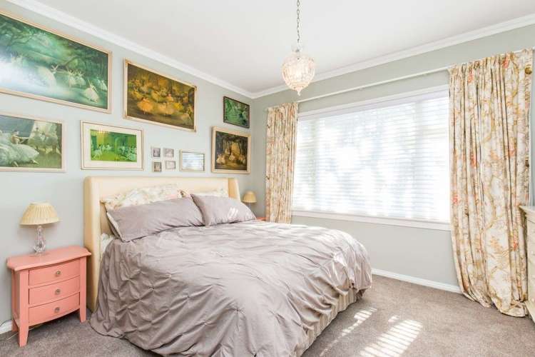 36 Matapouri Road Mangere Bridge_10