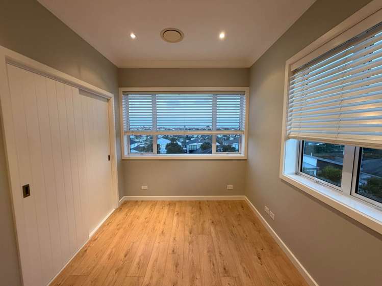 10 Tuangi Street Long Bay_7