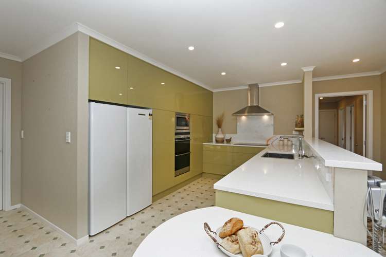 32 Ihaia Road Opunake_8