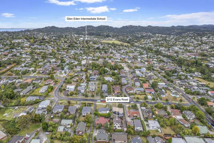 2/12 Evans Road Glen Eden_19