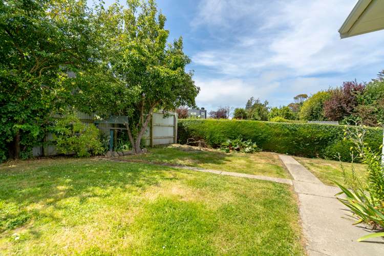 2 Pentland Street Karitane_25