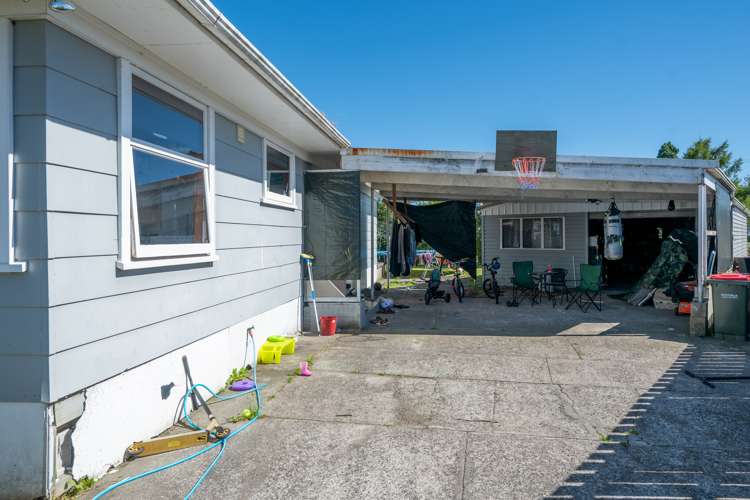 13 Byron Grove Owhata_9