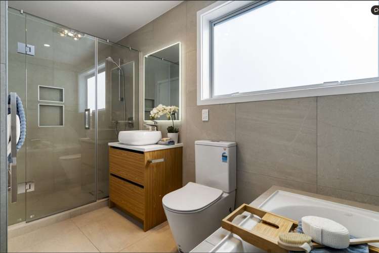 62A Vandeleur Avenue Birkdale_22