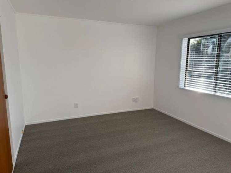 2A Pine Road Orewa_4