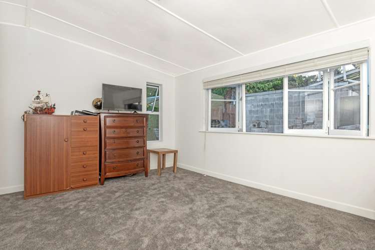 483 Palmerston Road Te Hapara_11