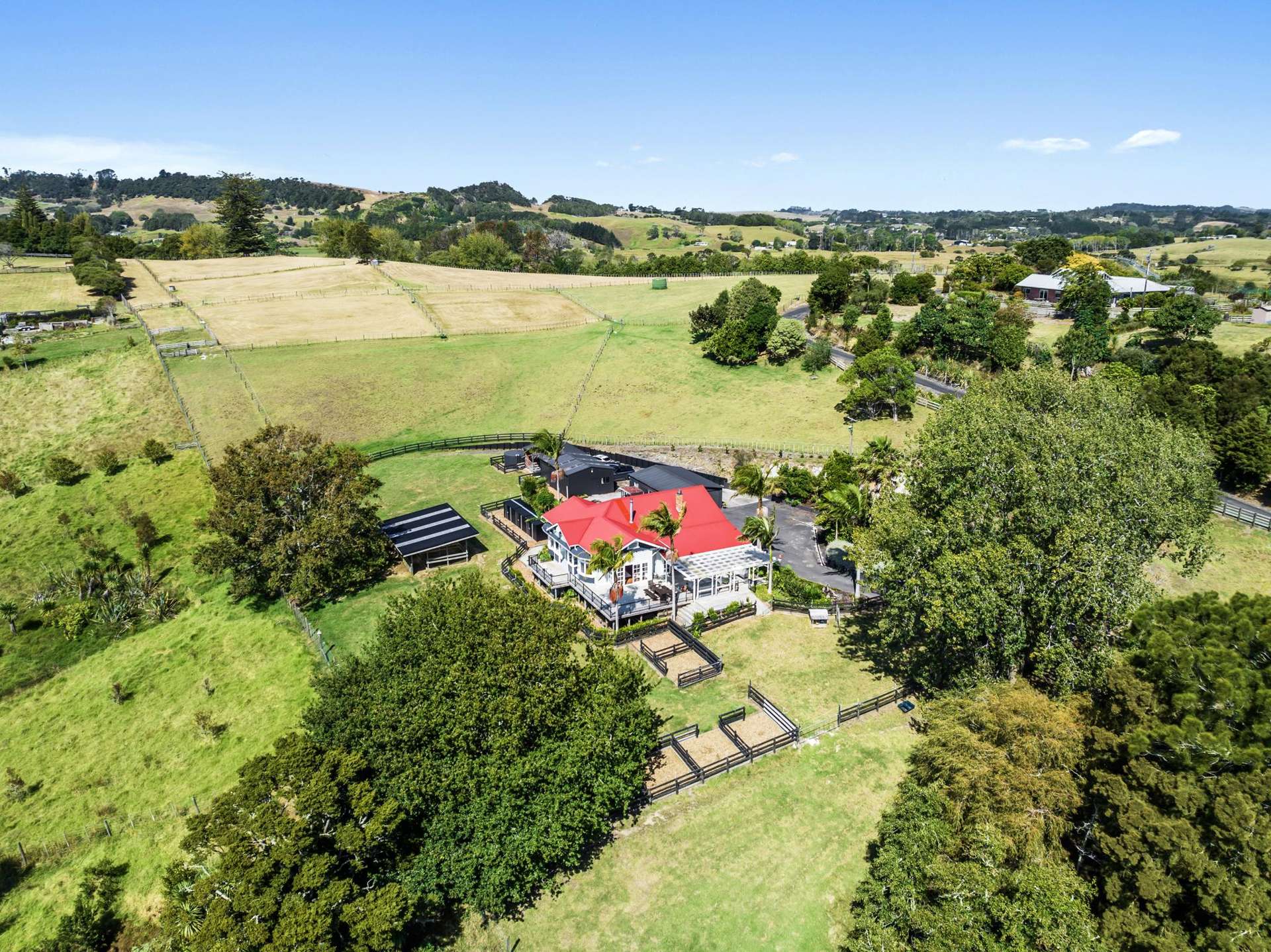 1539 State Highway 16 Helensville_0