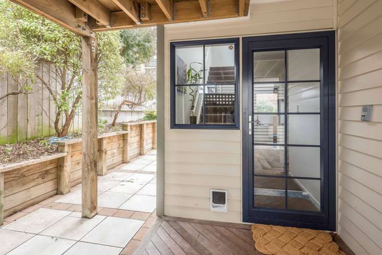 50b Freyberg Street Lyall Bay_11