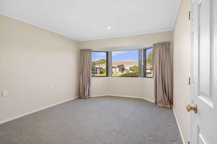 21 Cedar Drive Paraparaumu Beach_14