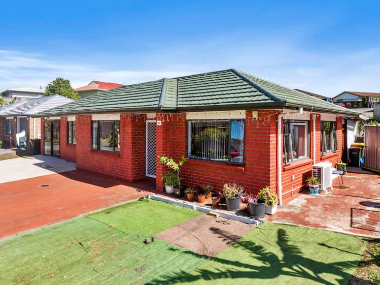 84 Robert Skelton Place Clendon Park_15